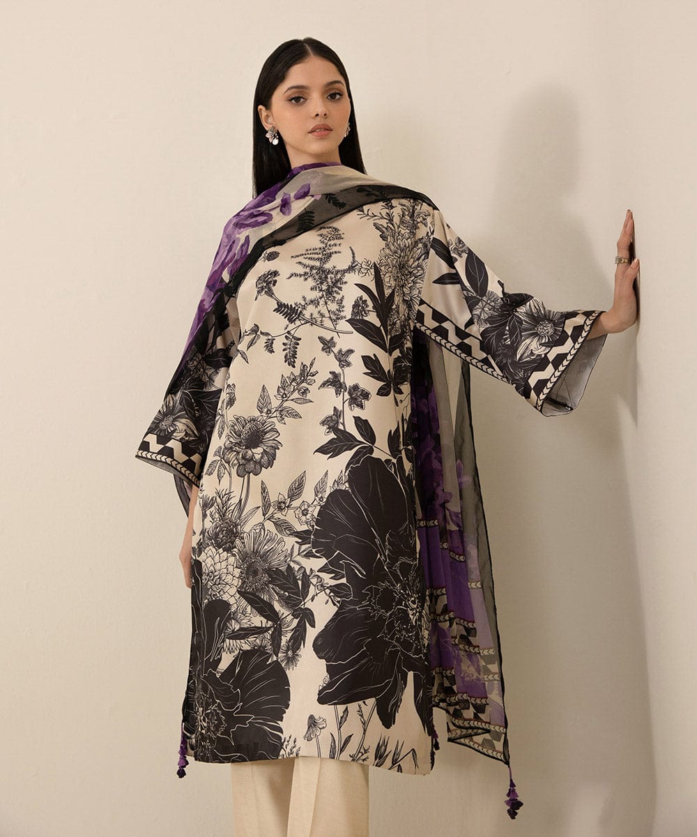 Dastan Lawn Printed 3 Piece Suit